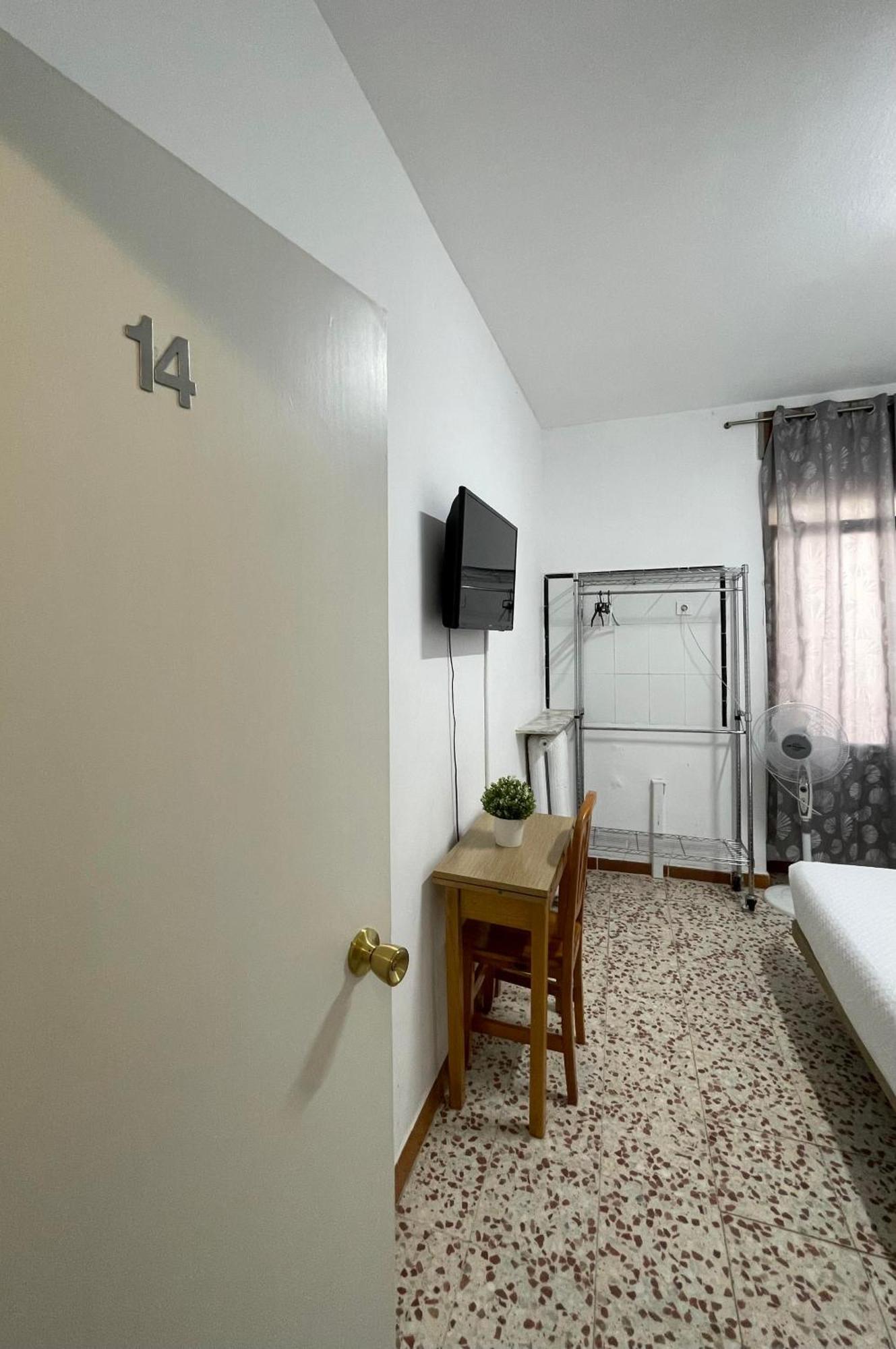 Hostal Ruano Madrid Exterior foto